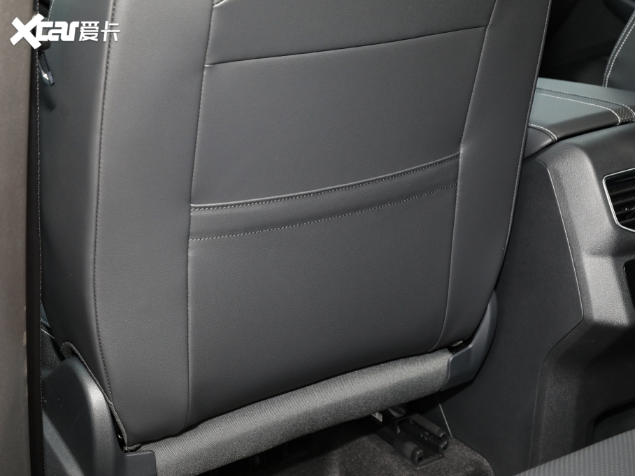 2023 Ŀ 380TSI (q)AѾPro 7