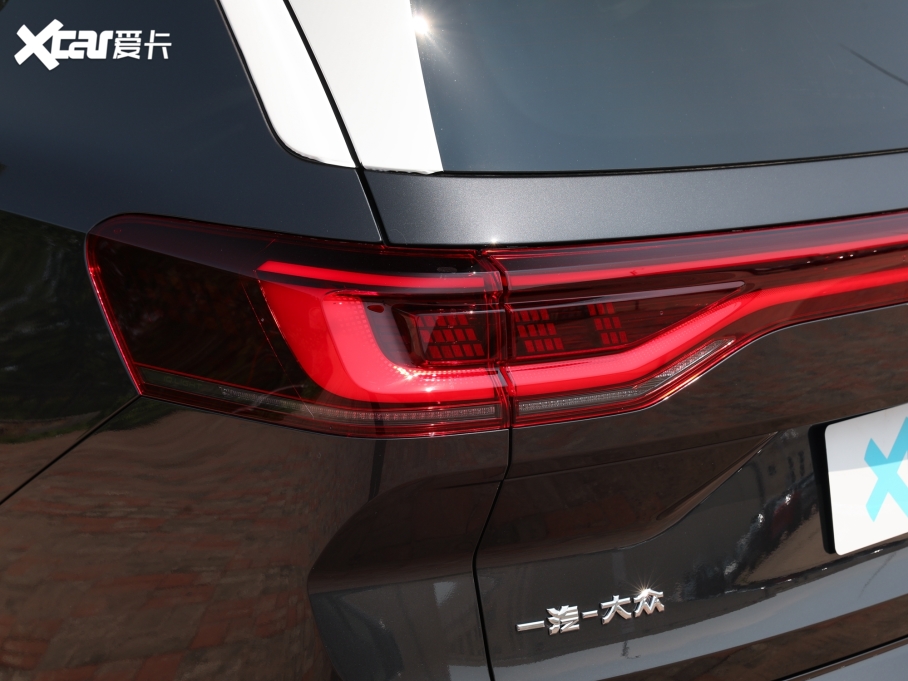 2023 Ŀ 380TSI Şپ 7