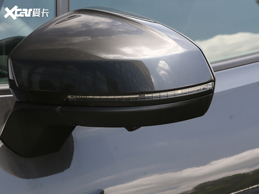 2023 Ŀ 380TSI (q)AѾPro 6