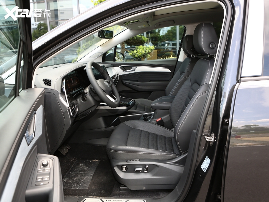 2023 Ŀ 380TSI (q)AѾPro 6