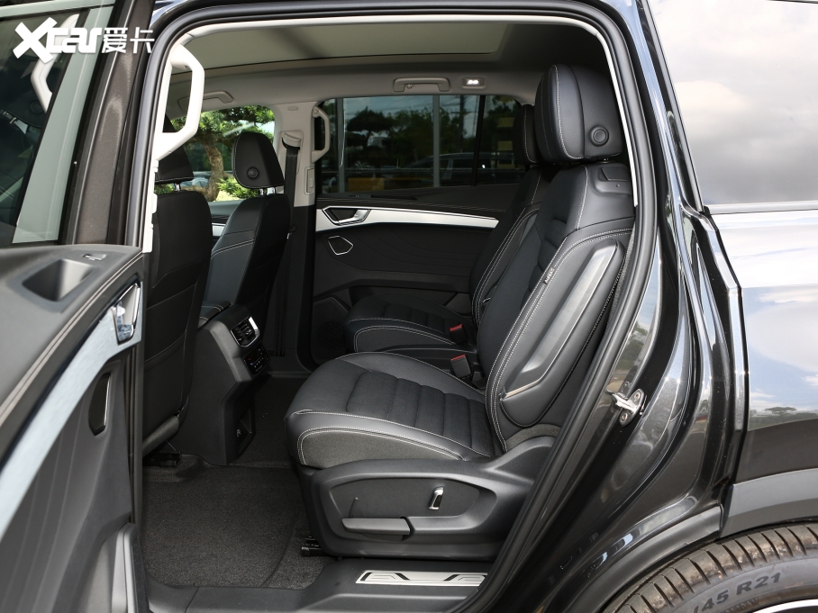 2023 Ŀ 380TSI AѾPro 6