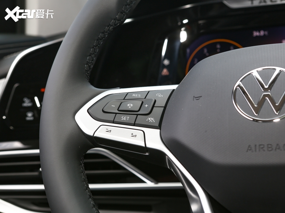 2023 Ŀ 380TSI AѾPro 6