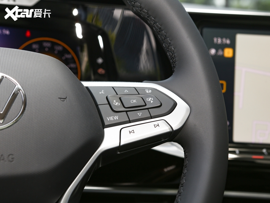 2023 Ŀ 380TSI AѾPro 6