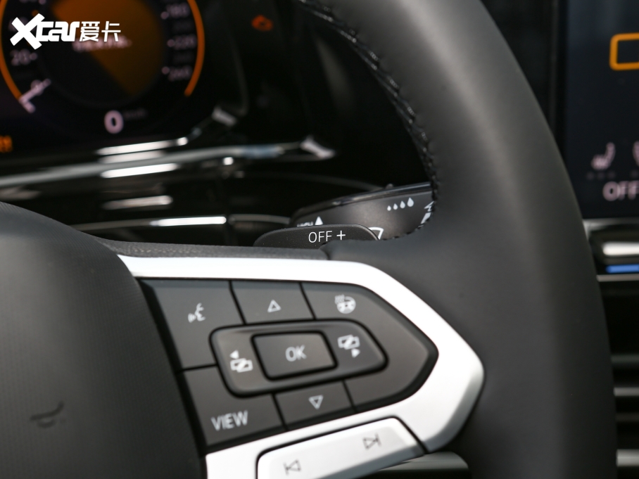 2023 Ŀ 380TSI AѾPro 6