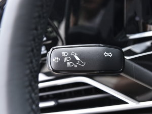 2023380TSI (q)AѾPro п؅^(q)