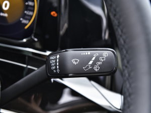 2023380TSI (q)AѾPro п؅^(q)