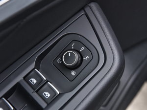 2023380TSI (q)AѾPro п؅^(q)