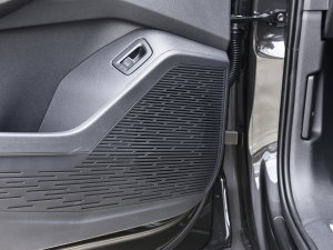 2023380TSI (q)AѾPro п؅^(q)