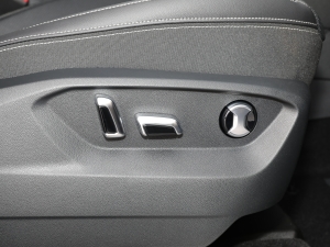 2023Ŀ 380TSI AѾPro 7 g