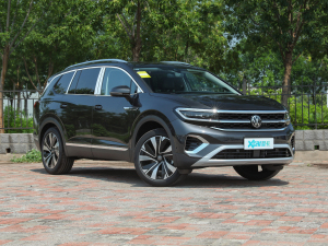 2023Ŀ 380TSI Şپ 7 ǰ45