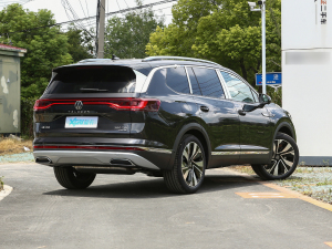 2023款改款 380TSI 四驱豪华佳境版Pro 6座 右后45度