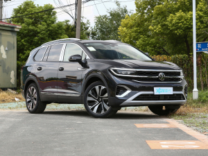 2023Ŀ 380TSI (q)AѾPro 6 ǰ45