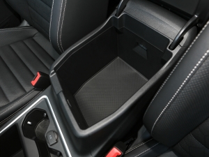 2023Ŀ 380TSI (q)AѾPro 6 g