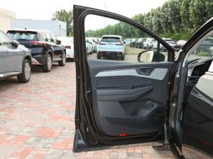 2023Ŀ 380TSI Şپ 6 {λ܇T