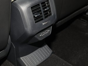 2023280TSI DSGr п؅^