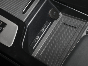 2024330TSI AѲݰ п؅^