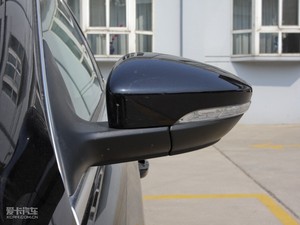 2010款2.0T 至尊版 后视镜