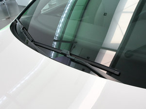 2011款1.4T DSG精英版 雨刷