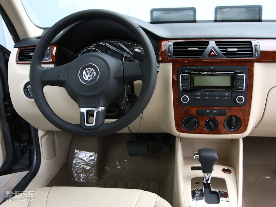 爱卡首页 汽车图片 大众 一汽-大众 宝来 2011款1.6l 自动舒适型