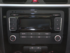 20111.4T DSG Sportline {