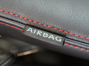 20111.4T DSG Sportline g