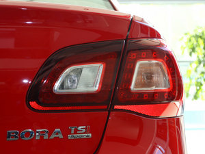 20111.4T DSG Sportline β