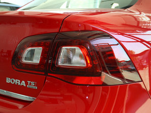 20111.4T DSG Sportline (ji)^