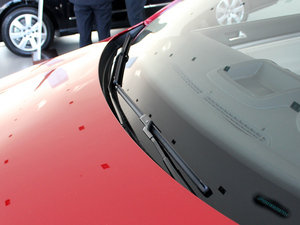 2011款1.6L 自动舒适版 雨刷