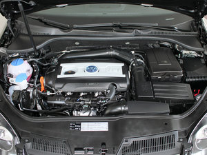 2011款1.8T 手动冠军版 发动机