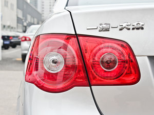 2011款1.4T DSG豪华版 细节外观