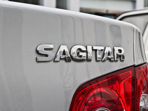 2011款1.4T DSG技术版 细节外观