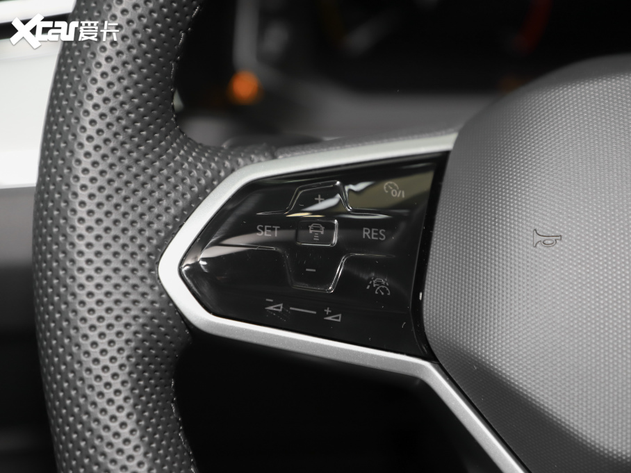 2025���~�v 200�f�v������ 330TSIDSG���A��