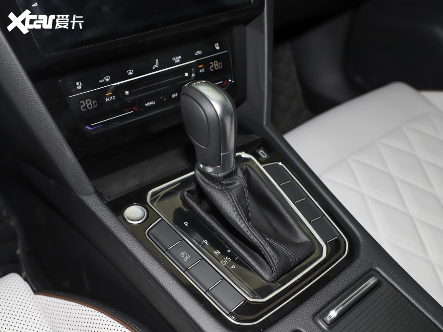 2025���~�v 200�f�v������ 330TSIDSG���A��