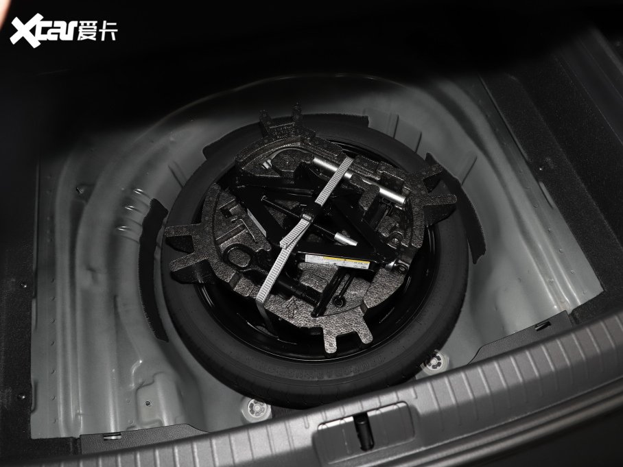 2025���~�v 200�f�v������ 330TSIDSG���A��