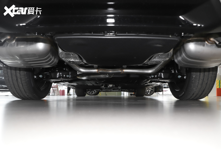 2025���~�v 200�f�v������ 330TSIDSG���A��