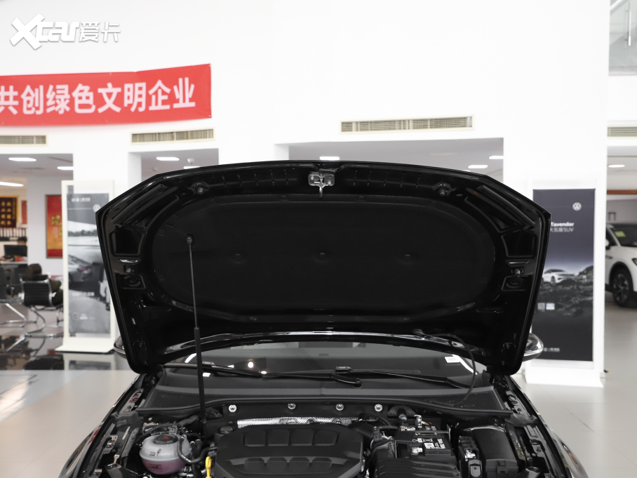 2025���~�v 200�f�v������ 330TSIDSG���A��