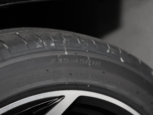 2025200f(wn)v 330TSIDSGA (x)(ji)^