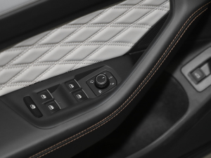 2025200fv 330TSIDSGA п؅^