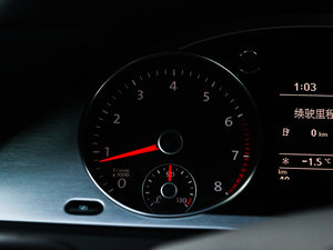 2011款1.8T 尊贵版 中控区