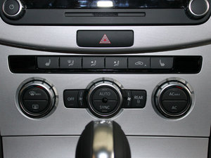 20121.8T F {(dio){(dio)(ji)