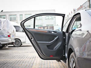 2012款1.4T 自动旗舰版 左后车门