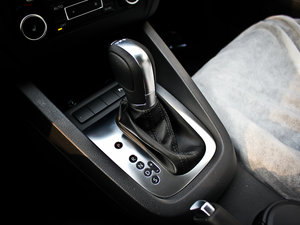 2012款1.4T 自动旗舰版 换挡杆