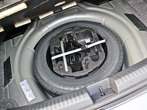 2012款1.4T 自动旗舰版 备胎