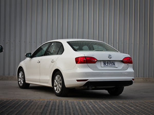 2012款1.4T 自动豪华版 左后45度