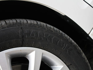 2012款1.4T 自动豪华版 轮胎品牌