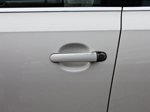 2012款1.4T 自动豪华版 主驾门拉手