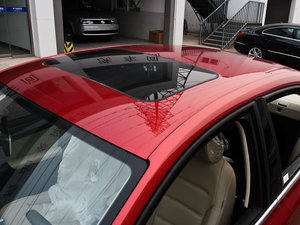 2012款1.6L 自动舒适版 车顶