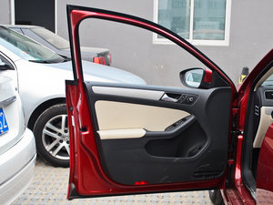 2012款1.6L 自动舒适版 驾驶位车门