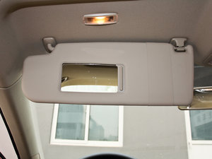 2012款1.6L 自动舒适版 遮阳板（左）