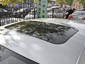 2012款1.8T 自动旗舰版 车顶